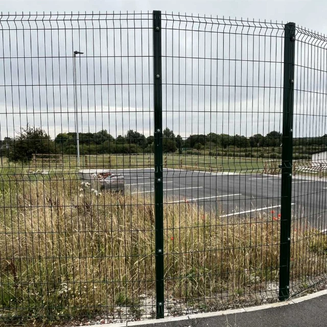 V Mesh - 6.0m Run / 2 Sections, 2.4m High, Dig-In - Galvanised & PPC Green RAL 6005