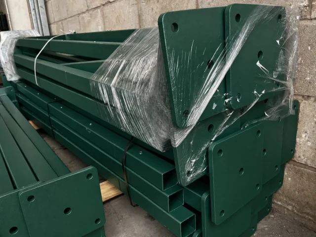 50mm Square Bolt-Down Mesh Post for 2.4m Panels - Green RAL 6005