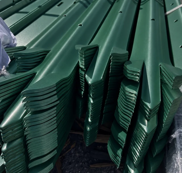 Traditional D Pale (Spiked Top) - 1.2m - Galvanised & PPC Green RAL 6005